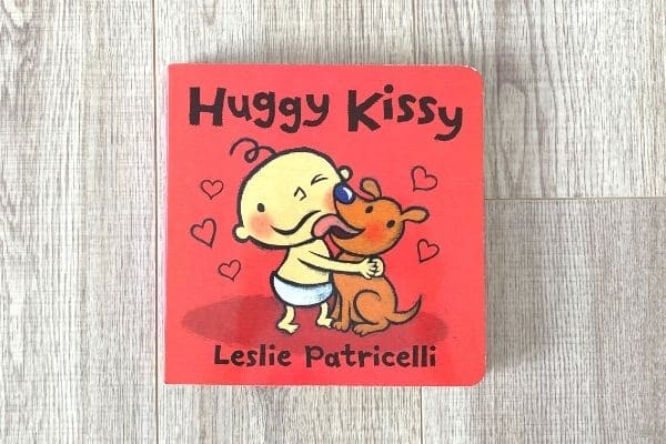 1歳英語絵本おすすめ　Huggy Kissy